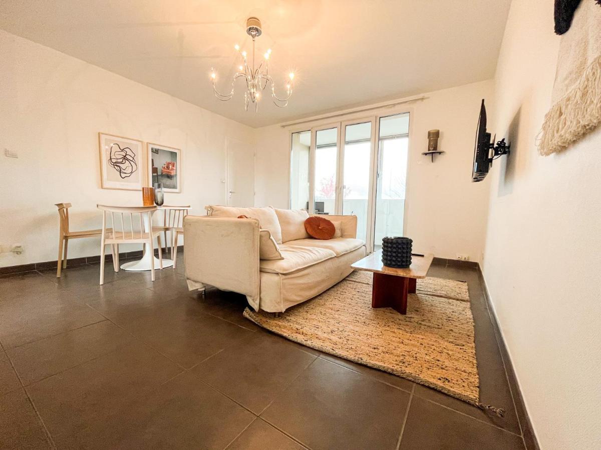Suite Fanette Vénissieux 외부 사진